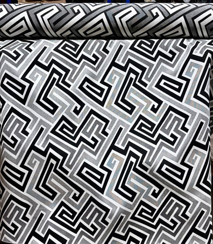 SUNBRELLA BY MILLIKEN BLACK LABERYNTH UPHOLSTERY FABRIC WATER REPELLENT 54" WIDE