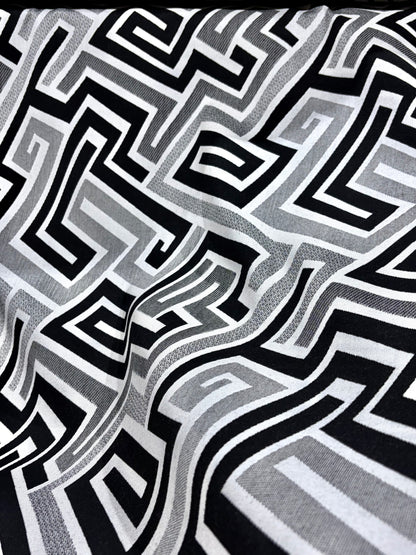 SUNBRELLA BY MILLIKEN BLACK LABERYNTH UPHOLSTERY FABRIC WATER REPELLENT 54" WIDE