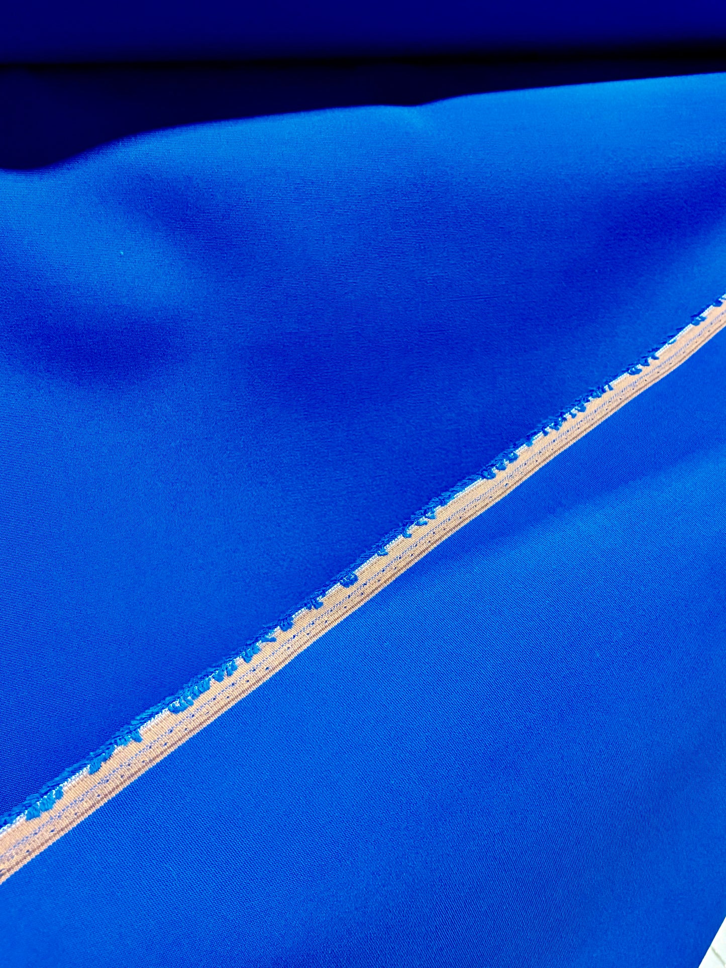 SUNBRELLA BY MILLIKEN POLAR SAPPHIRE OUTDOOR/INDOOR UPHOLSTERY FABRIC 54" WIDE