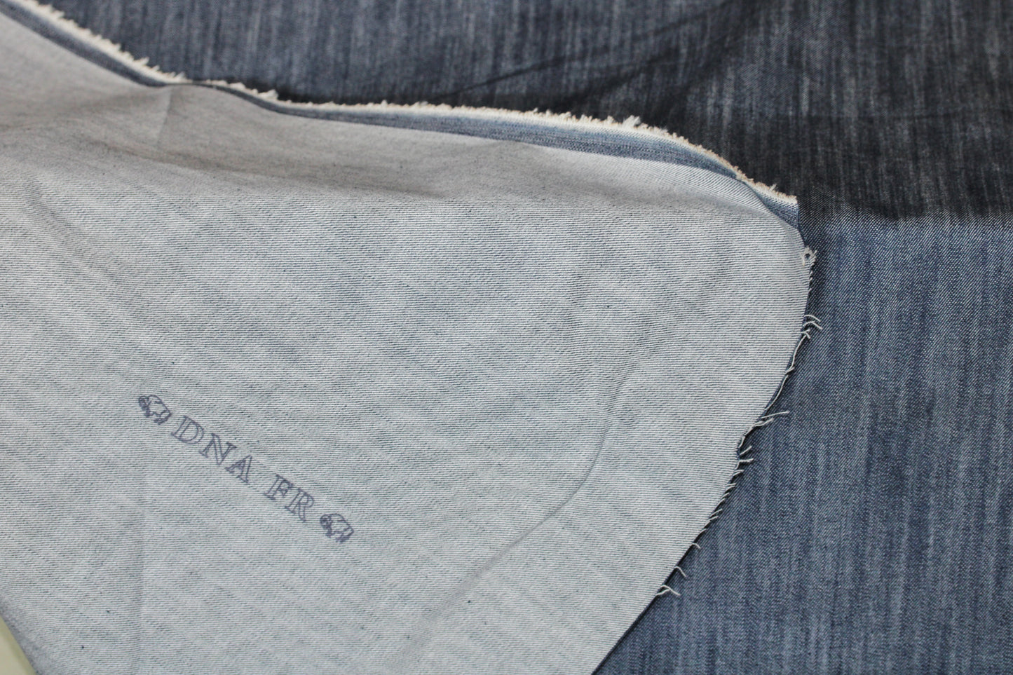 USA STONEWASH DENIM INDIGO FABRIC DNA FR FLAME RETARDANT 60" COTON BLEND 10 OZS BY THE YARD