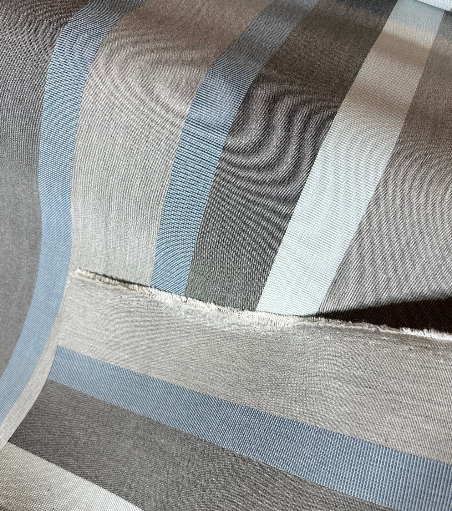 SUNBRELLA SHADE OUTDOOR WATERPROOF FABRIC MARCO BLUE GREY 4704 47" WIDE BY THE YARD